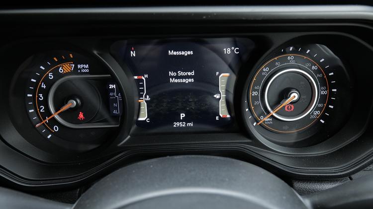 JEEP WRANGLER HARD TOP 2.0 GME Sahara 4dr Auto8